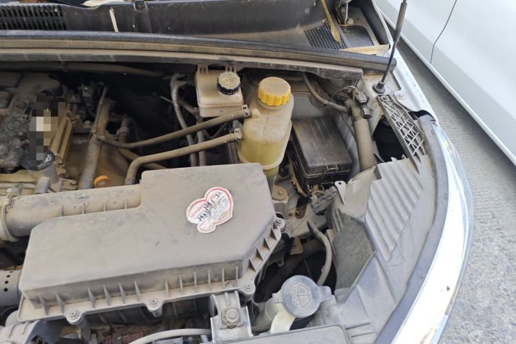 Used Wuling Hongguang PLUS 2019 1.5T Manual Standard Edition 5 Seats Engine Bay Left