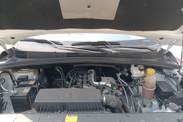 Used Wuling Hongguang PLUS 2019 1.5T Manual Wealthy Version 2 Seats Engine Bay