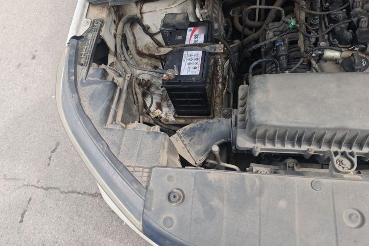 Used Wuling Hongguang PLUS 2019 1.5T Manual Luxury 7-Seater Engine Bay Right