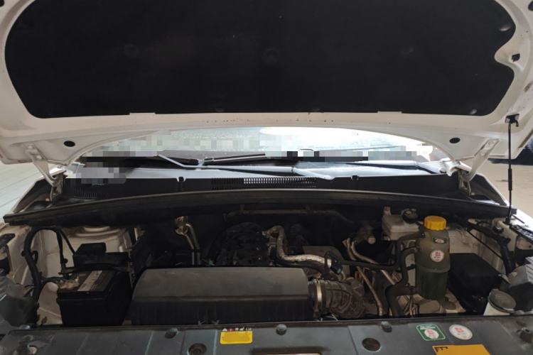 Used Wuling Hongguang PLUS 2019 1.5T Manual Comfort Version 7 Seats Engine Bay