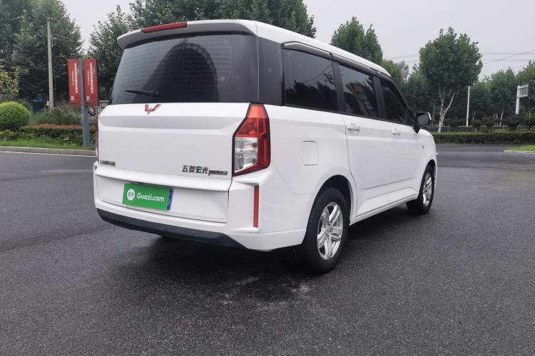Used Wuling Hongguang PLUS 2019 1.5T Manual Luxury 7-Seater Exterior 11
