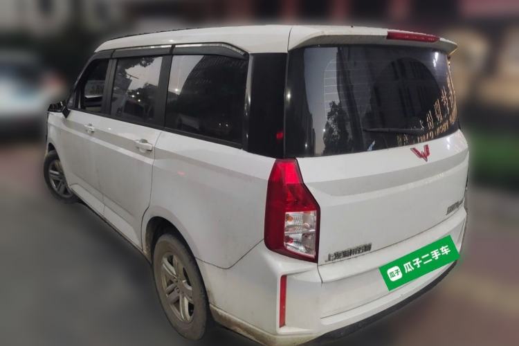 Used Wuling Hongguang PLUS 2019 1.5T Manual Luxury 7-Seater Exterior 3