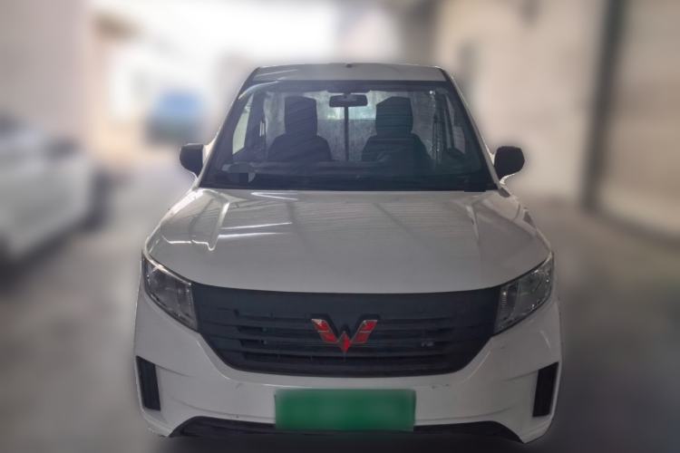 Used Wuling Hongguang PLUS 2019 1.5T Manual Standard Edition 5 Seats Front