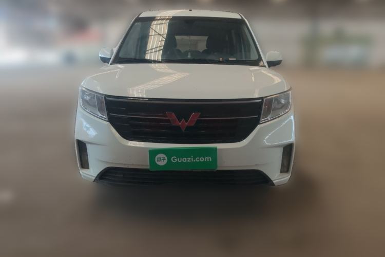 Used Wuling Hongguang PLUS 2019 1.5T Manual Comfort Version 7 Seats Front