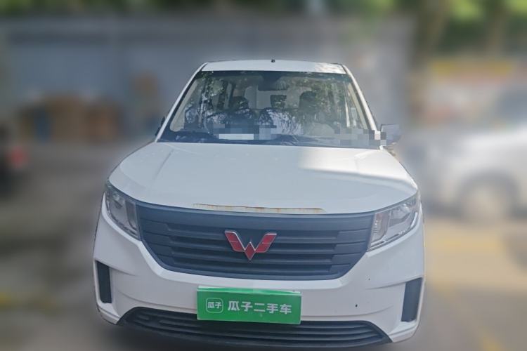Used Wuling Hongguang PLUS 2019 1.5T Manual Standard Edition 5 Seats Front