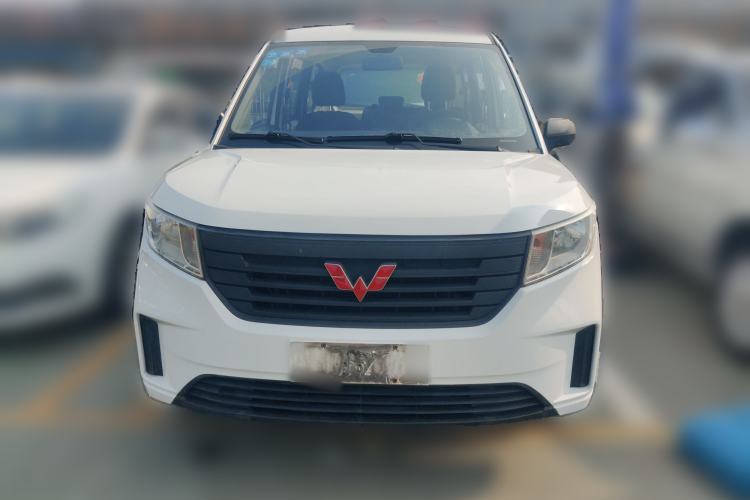 Used Wuling Hongguang PLUS 2019 1.5T Manual Standard Edition 5 Seats Front