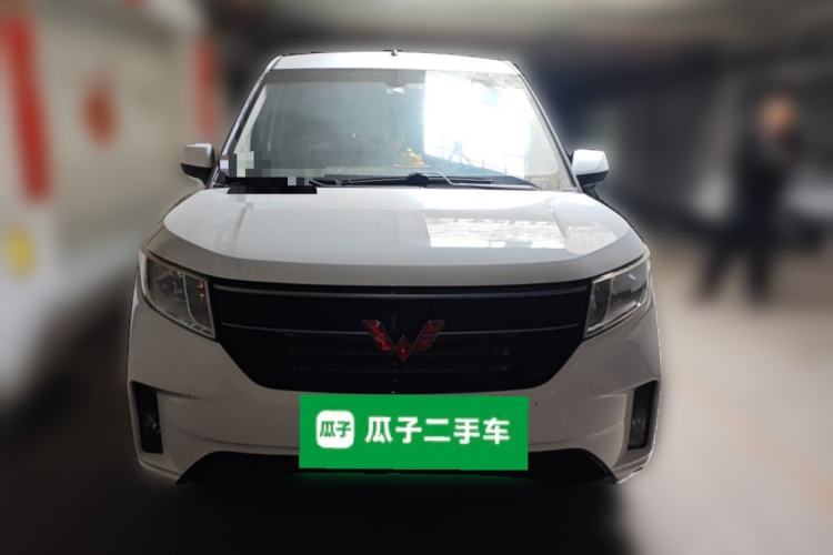 Used Wuling Hongguang PLUS 2019 1.5T Manual Comfort Version 7 Seats Front