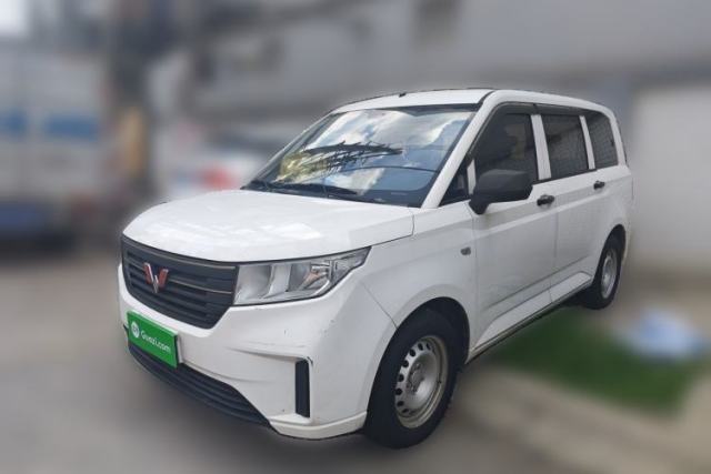 Used Wuling Hongguang PLUS 2019 1.5T Manual Comfort Version 7 Seats
