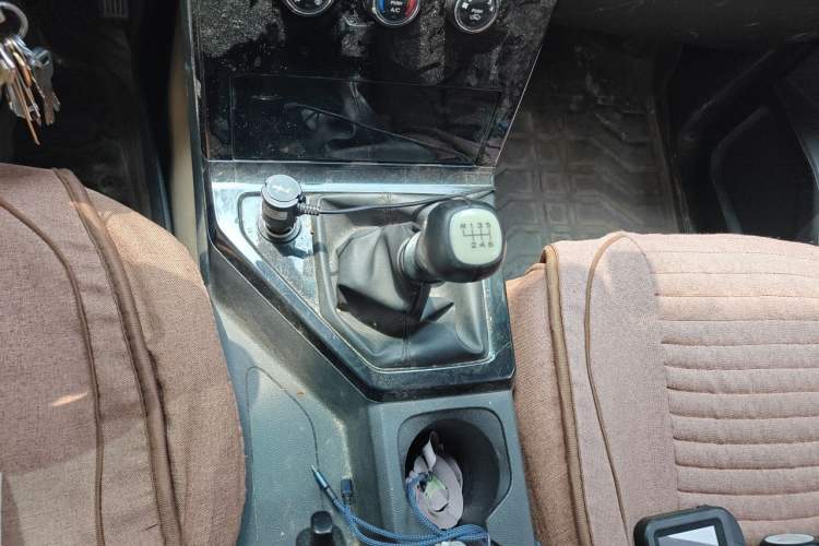 Used Wuling Hongguang PLUS  Gear Lever