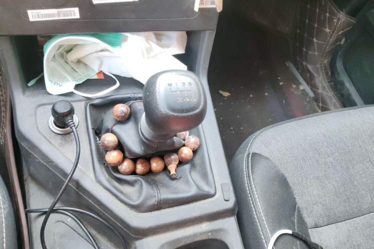Used Wuling Hongguang PLUS 2019 1.5T Manual Standard Edition 5 Seats Gear Lever