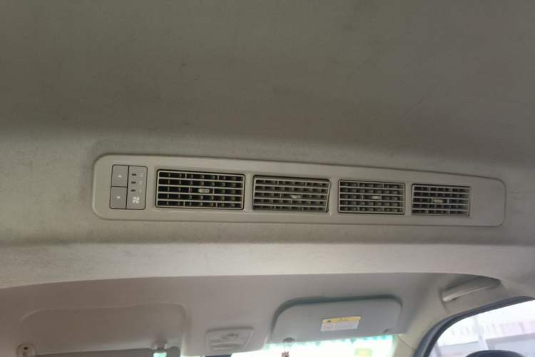 Used Wuling Hongguang PLUS 2019 1.5T Manual Luxury 7-Seater Headliner