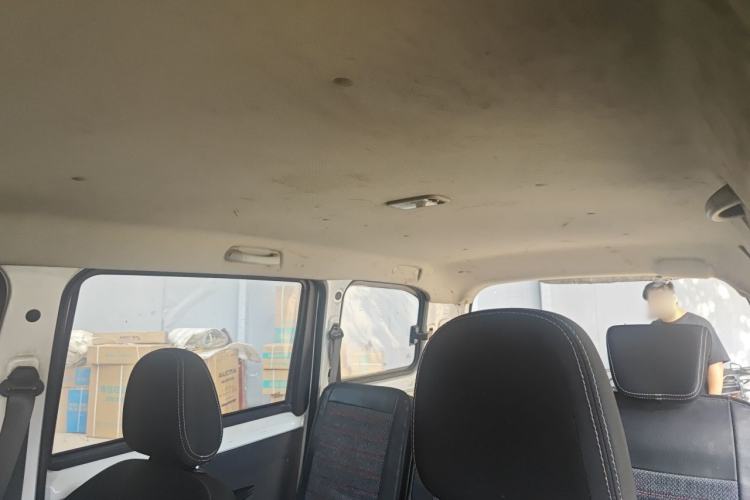 Used Wuling Hongguang PLUS 2019 1.5T Manual Standard Edition 5 Seats Headliner