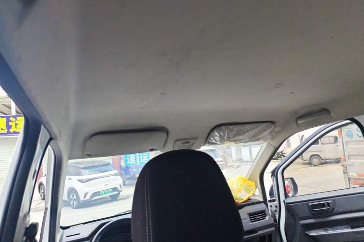 Used Wuling Hongguang PLUS 2019 1.5T Manual Comfort Version 7 Seats Headliner