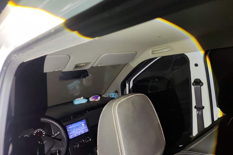 Used Wuling Hongguang PLUS 2019 1.5T Manual Standard Version 7 Seats Headliner