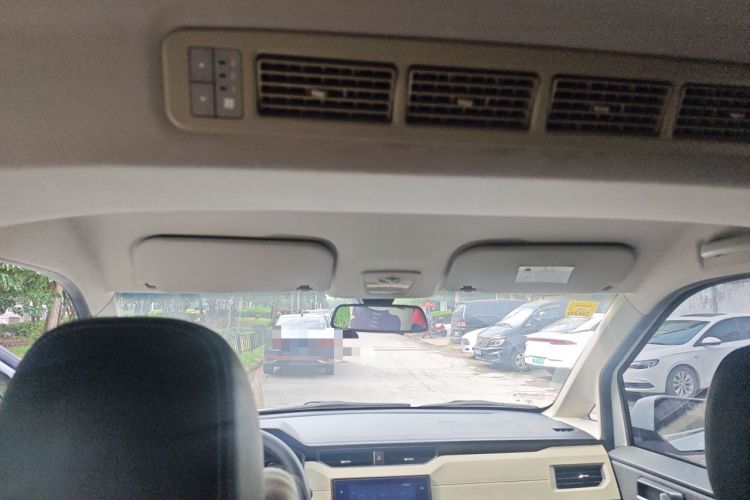 Used Wuling Hongguang PLUS 2019 1.5T Manual Luxury 7-Seater Headliner