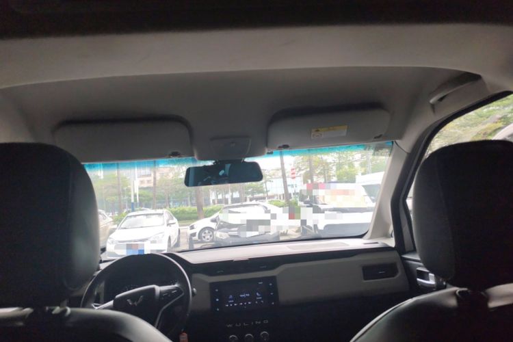 Used Wuling Hongguang PLUS 2019 1.5T Manual Luxury 7-Seater Headliner