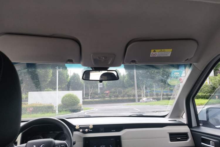 Used Wuling Hongguang PLUS 2019 1.5T Manual Luxury 7-Seater Headliner