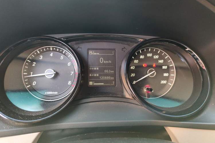 Used Wuling Hongguang PLUS 2019 1.5T Manual Comfort Version 7 Seats Instrument Cluster