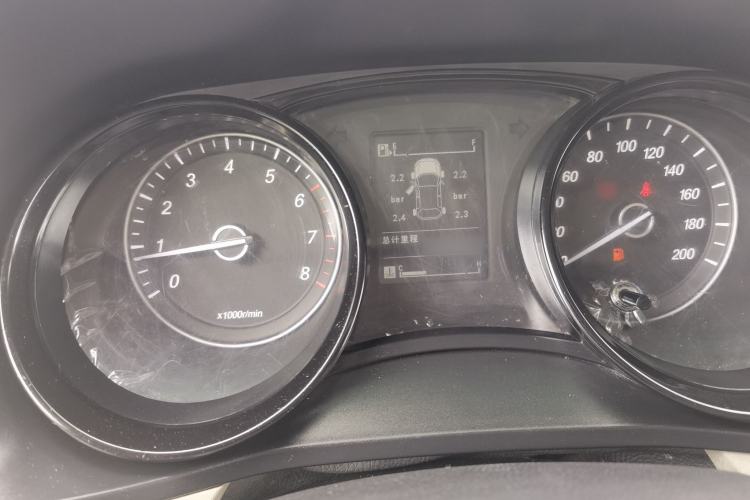 Used Wuling Hongguang PLUS 2019 1.5T Manual Luxury 7-Seater Instrument Cluster