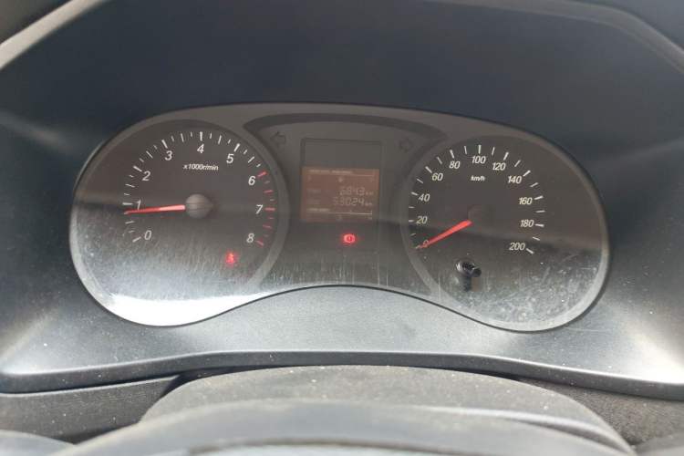 Used Wuling Hongguang PLUS 2019 1.5T Manual Comfort Version 7 Seats Instrument Cluster
