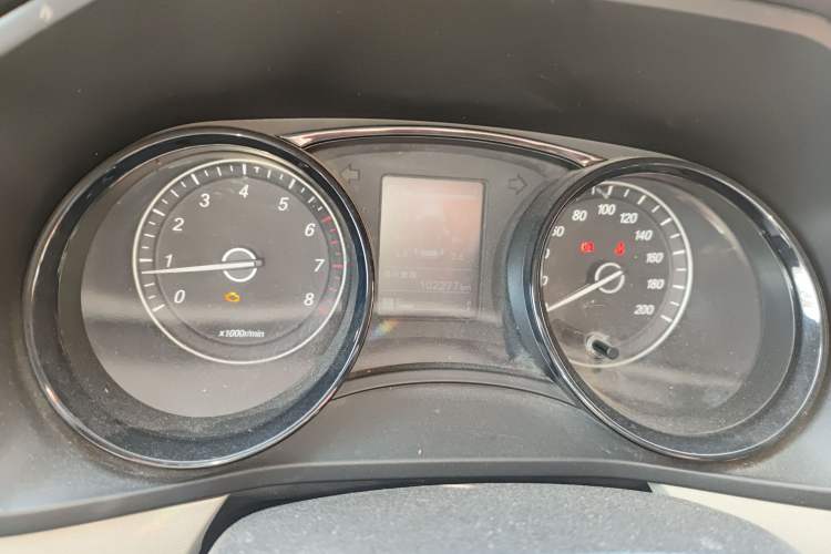 Used Wuling Hongguang PLUS 2019 1.5T Manual Luxury 7-Seater Instrument Cluster
