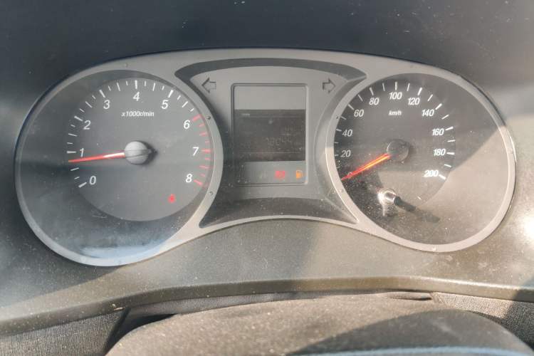 Used Wuling Hongguang PLUS 2019 1.5T Manual Standard Edition 5 Seats Instrument Cluster