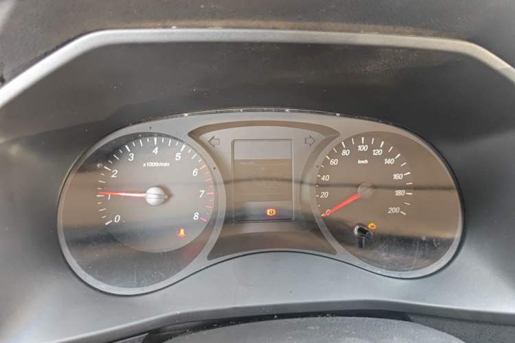 Used Wuling Hongguang PLUS 2019 1.5T Manual Standard Edition 5 Seats Instrument Cluster