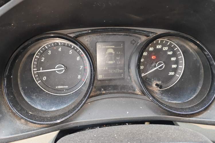 Used Wuling Hongguang PLUS 2019 1.5T Manual Luxury 7-Seater Instrument Cluster