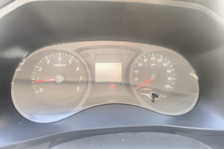 Used Wuling Hongguang PLUS 2019 1.5T Manual Standard Edition 5 Seats Instrument Cluster