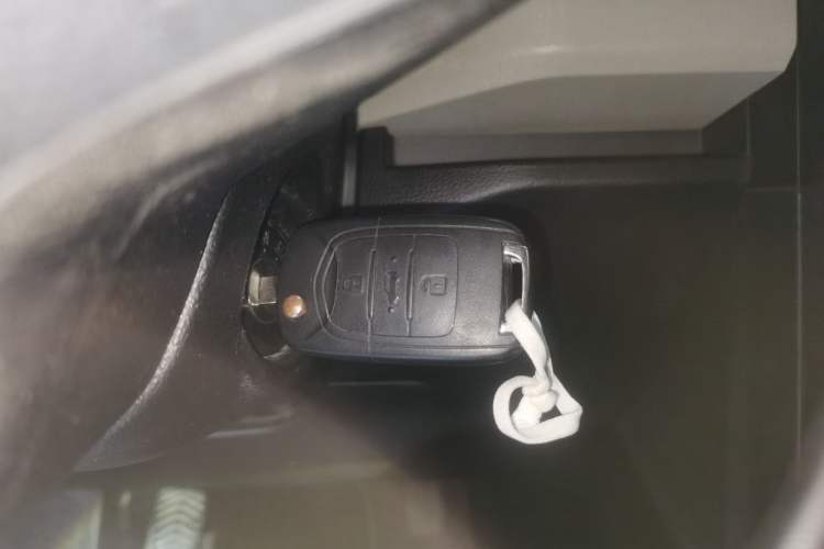 Used Wuling Hongguang PLUS 2019 1.5T Manual Comfort Version 7 Seats Interior 1