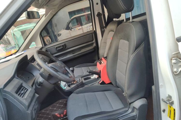 Used Wuling Hongguang PLUS 2019 1.5T Manual Standard Edition 5 Seats Left Front Seat