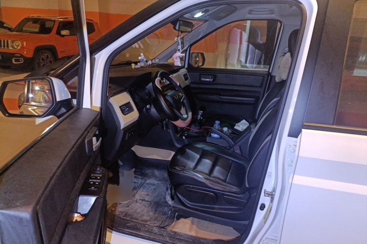 Used Wuling Hongguang PLUS 2019 1.5T Manual Luxury 7-Seater Left Front Seat
