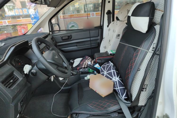 Used Wuling Hongguang PLUS 2019 1.5T Manual Standard Version 8 Seats Left Front Seat