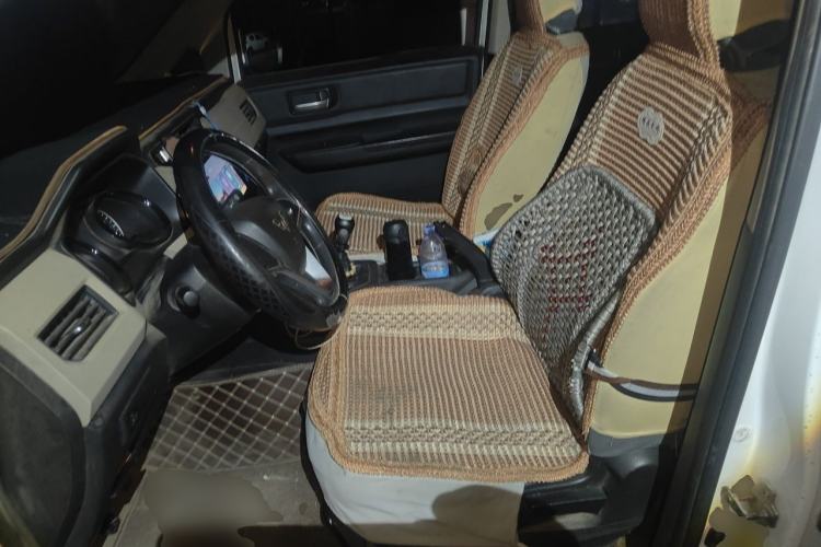 Used Wuling Hongguang PLUS 2019 1.5T Manual Comfort Version 7 Seats Left Front Seat