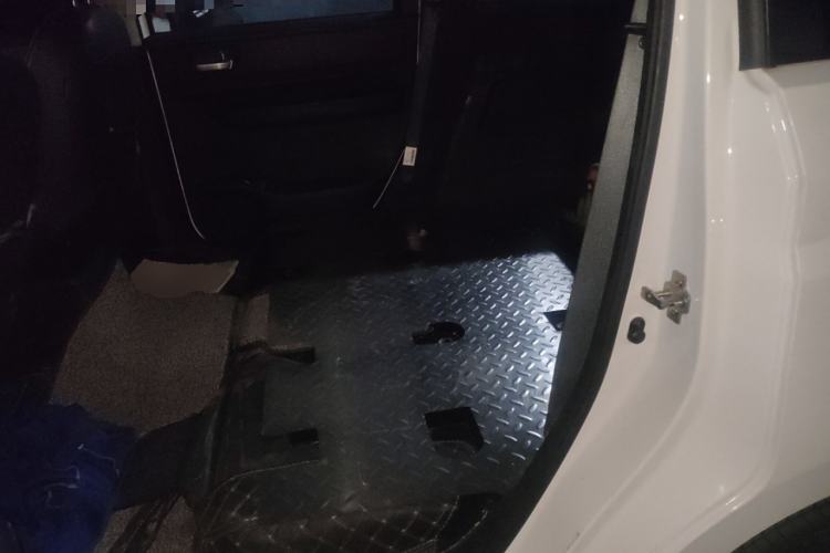 Used Wuling Hongguang PLUS 2019 1.5T Manual Comfort Version 7 Seats Left Rear Seat
