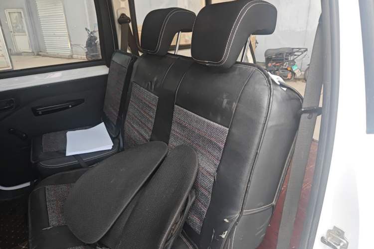 Used Wuling Hongguang PLUS 2019 1.5T Manual Standard Edition 5 Seats Left Rear Seat