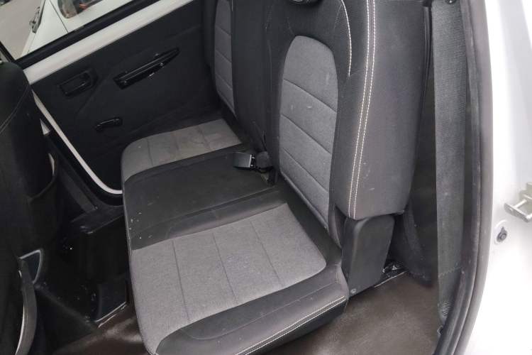 Used Wuling Hongguang PLUS 2019 1.5T Manual Standard Edition 5 Seats Left Rear Seat