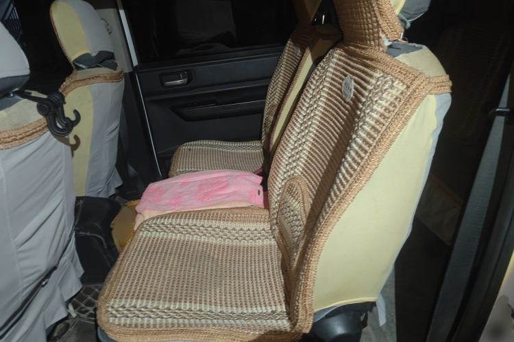 Used Wuling Hongguang PLUS 2019 1.5T Manual Comfort Version 7 Seats Left Rear Seat