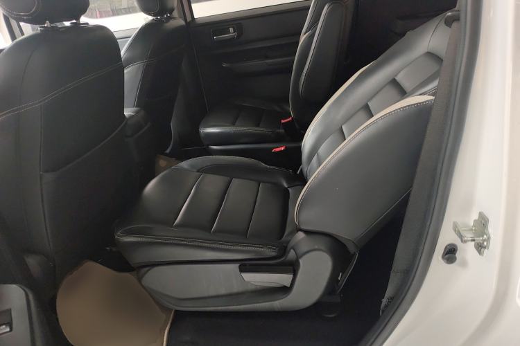 Used Wuling Hongguang PLUS 2019 1.5T Manual Luxury 7-Seater Left Rear Seat