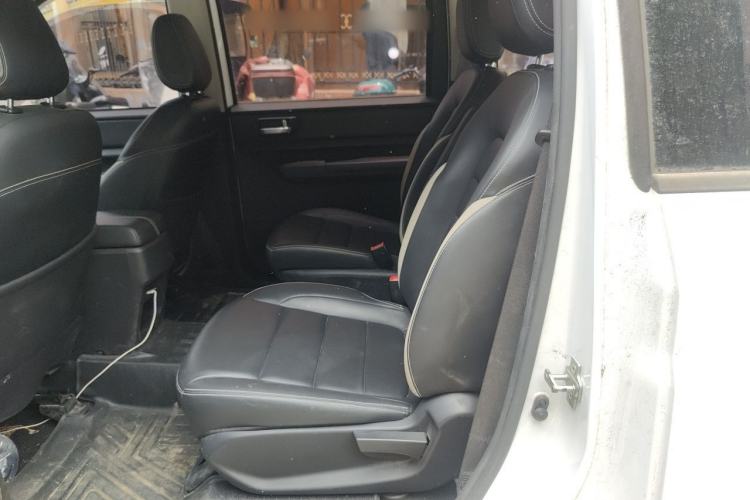 Used Wuling Hongguang PLUS 2019 1.5T Manual Luxury 7-Seater Left Rear Seat