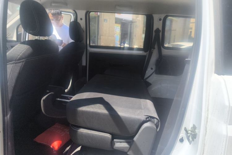 Used Wuling Hongguang PLUS 2019 1.5T Manual Standard Edition 5 Seats Left Rear Seat