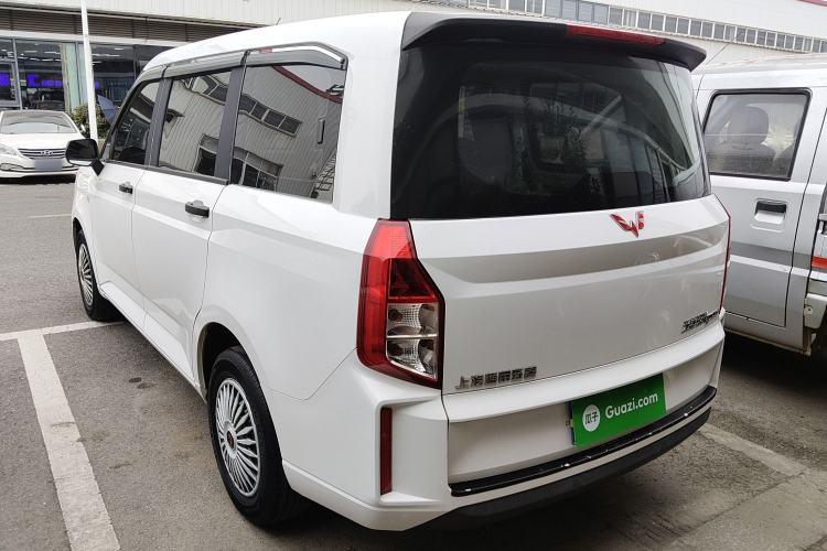Used Wuling Hongguang PLUS 2019 1.5T Manual Standard Edition 5 Seats Left Side