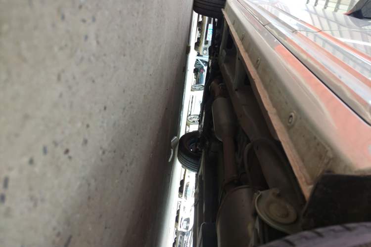 Used Wuling Hongguang PLUS 2019 1.5T Manual Standard Edition 5 Seats Left Side Sill