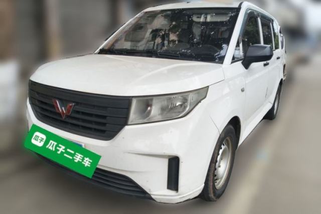 Used Wuling Hongguang PLUS 2019 1.5T Manual Standard Version 8 Seats