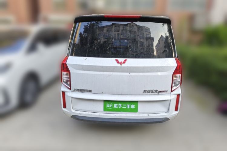 Used Wuling Hongguang PLUS 2019 1.5T Manual Standard Edition 5 Seats Rear