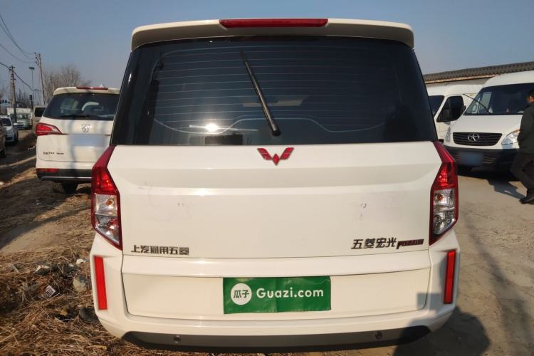 Used Wuling Hongguang PLUS 2019 1.5T Manual Luxury 7-Seater Rear