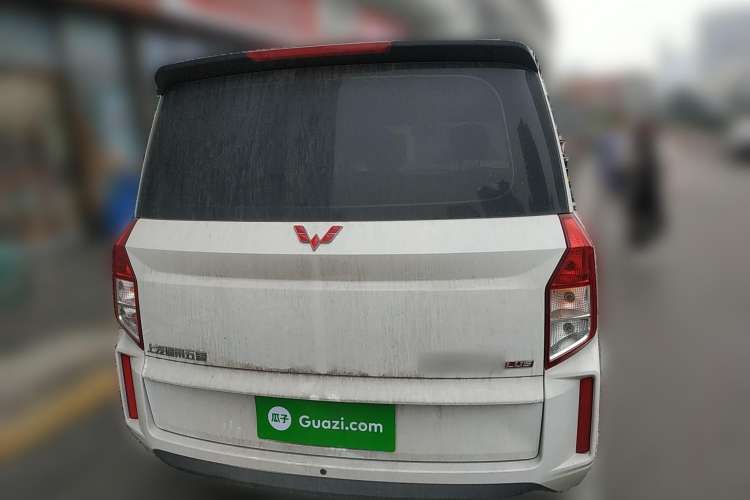 Used Wuling Hongguang PLUS 2019 1.5T Manual Standard Edition 5 Seats Rear