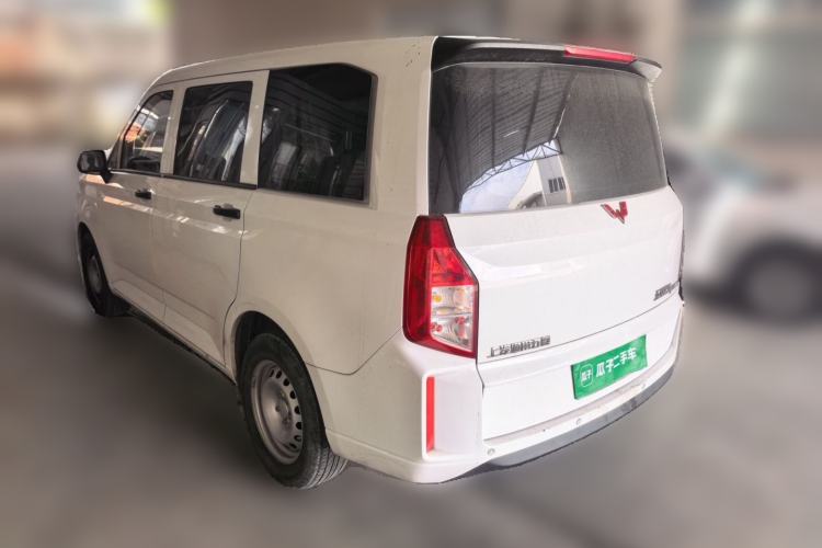 Used Wuling Hongguang PLUS 2019 1.5T Manual Standard Edition 5 Seats Rear Left 45 Deg