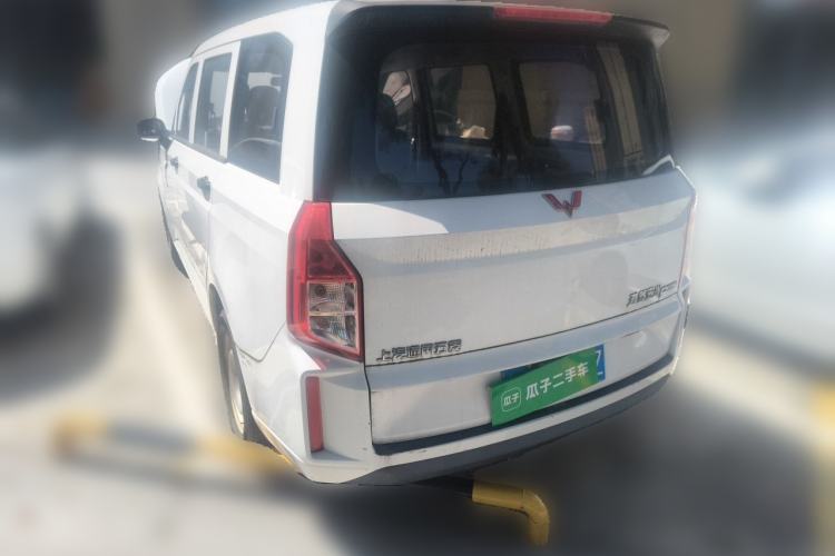 Used Wuling Hongguang PLUS 2019 1.5T Manual Standard Edition 5 Seats Rear Left 45 Deg