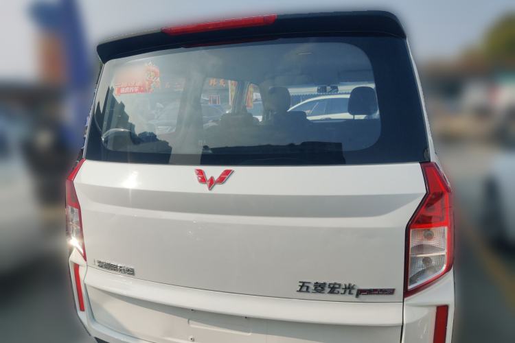 Used Wuling Hongguang PLUS 2019 1.5T Manual Standard Edition 5 Seats Rear
